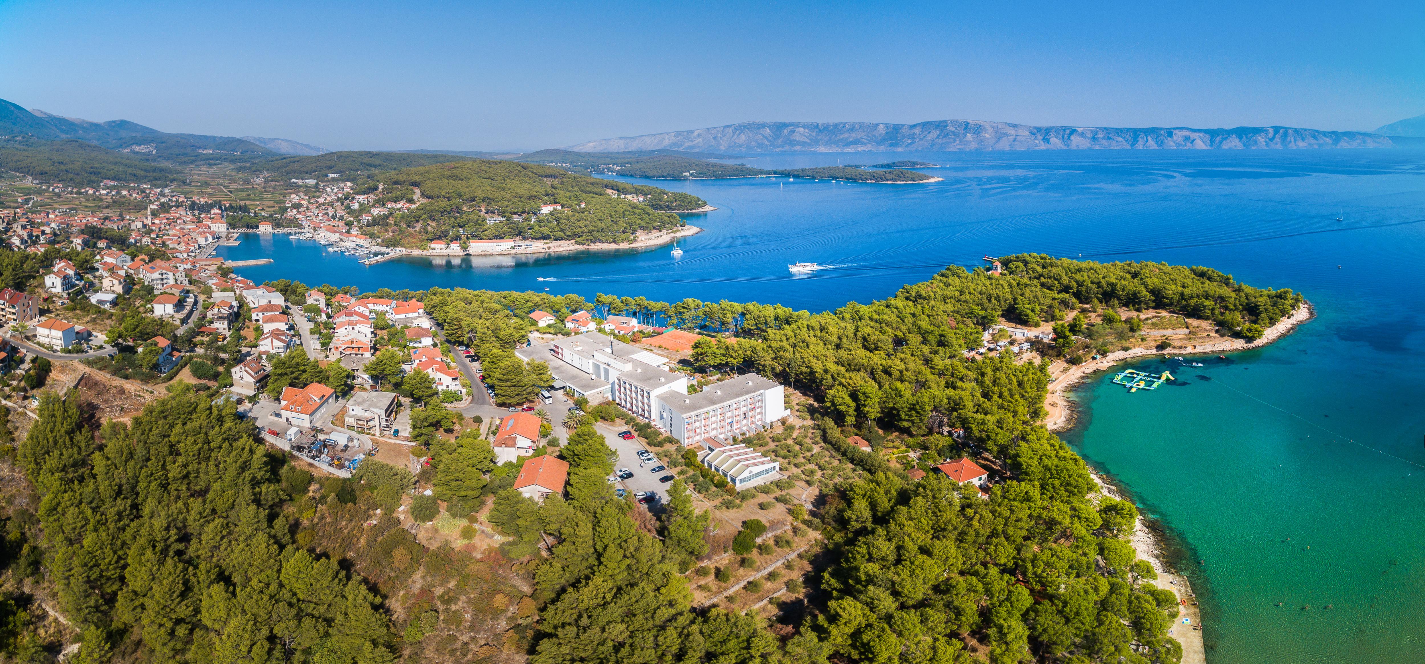 Hotel Hvar イェルサ エクステリア 写真
