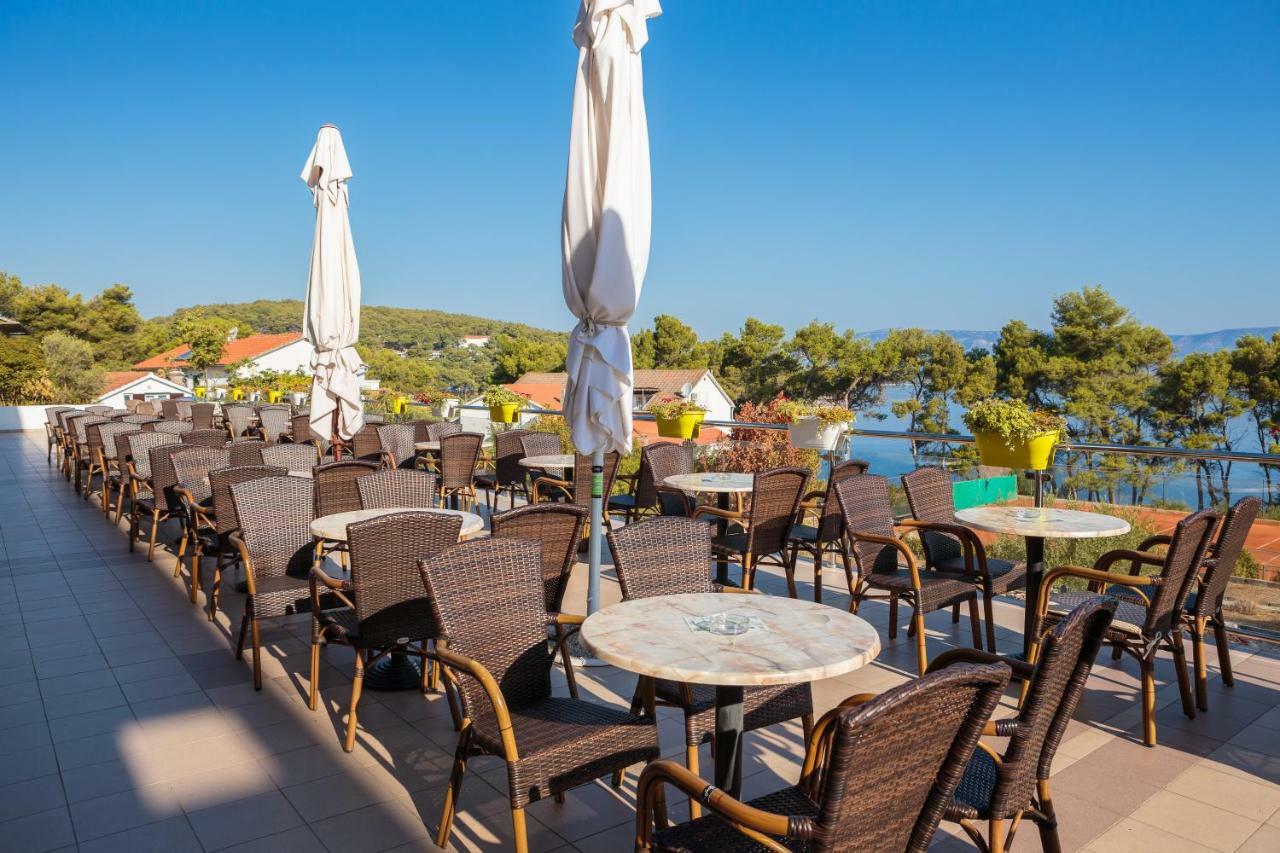 Hotel Hvar イェルサ エクステリア 写真